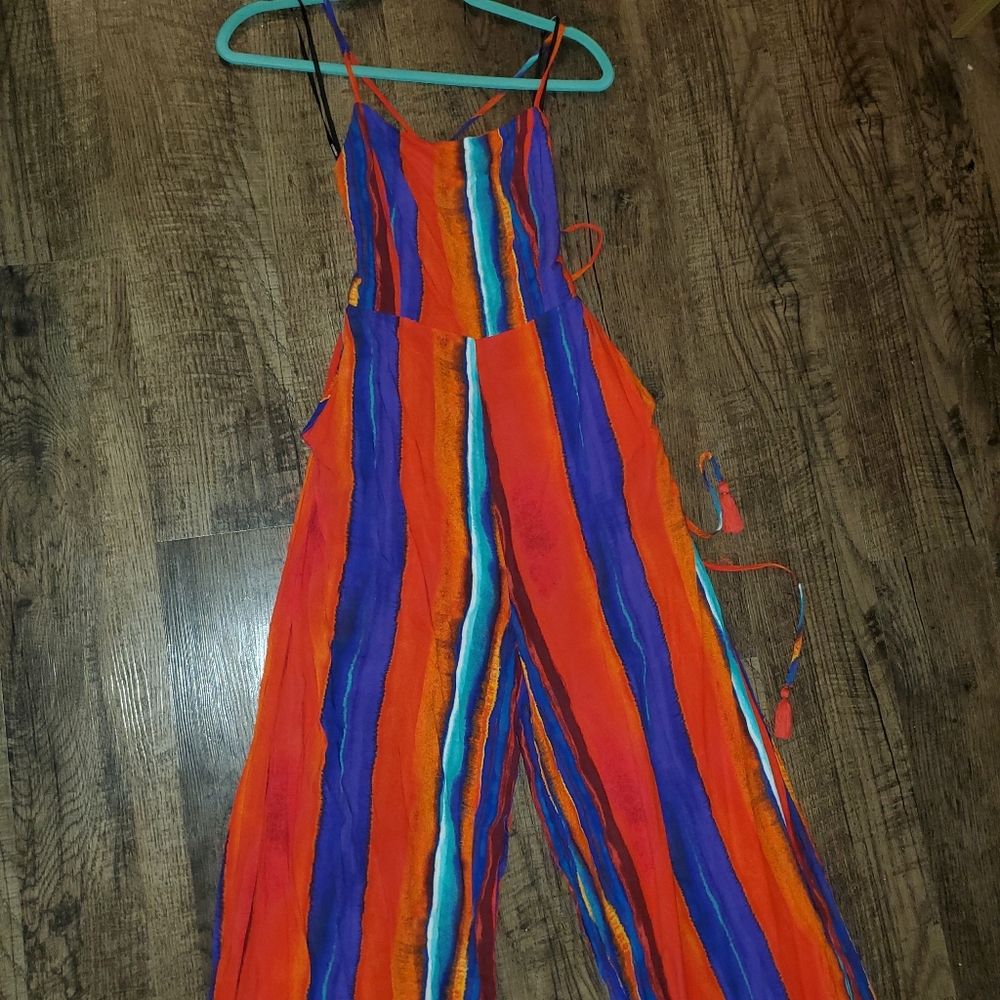 Forever 21 Strappy Crossback Jumpsuit - Picture 3 of 10